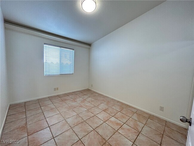 Building Photo - 9757 Derbyhill Cir