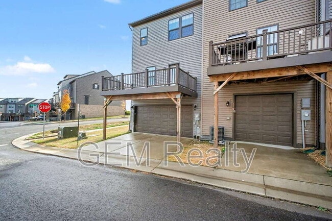 Building Photo - 1101 Rampart Dr