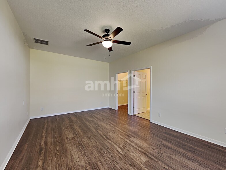 Building Photo - 7246 Mystic Brook Way