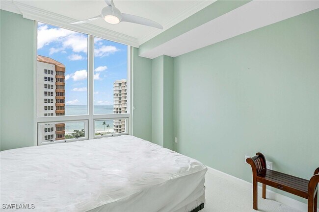 Building Photo - 4255 Gulf Shore Blvd N