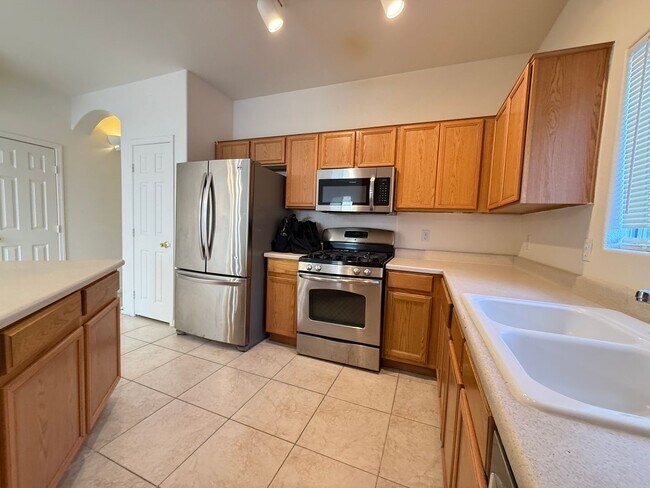 Building Photo - 9303 Gilcrease Ave