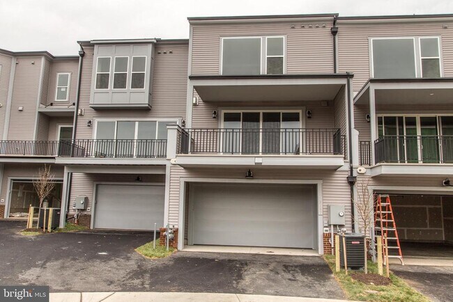 Building Photo - 23187 Hampton Oak Ter