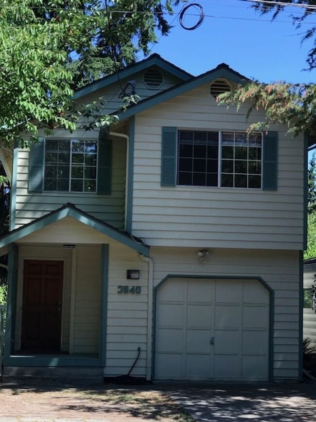 Building Photo - 1151804