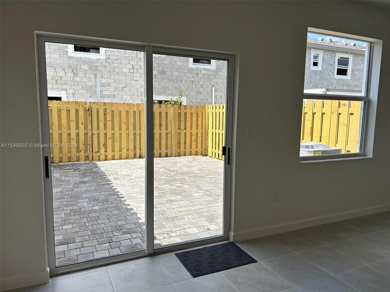 Building Photo - 29258 SW 162nd Ct