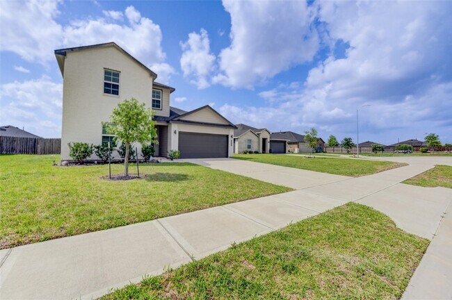 Building Photo - 7319 Sunset Crk Dr