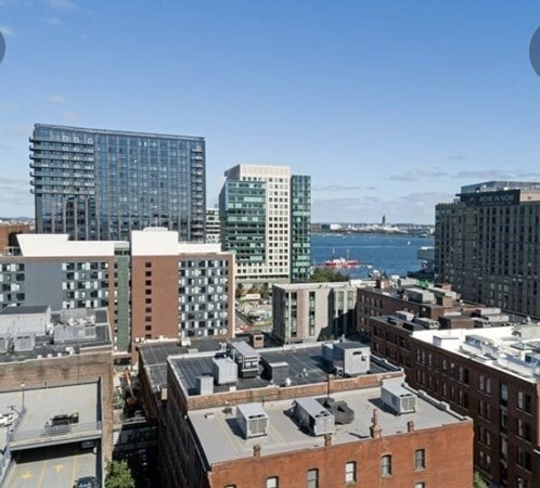Building Photo - 346 Congress St
