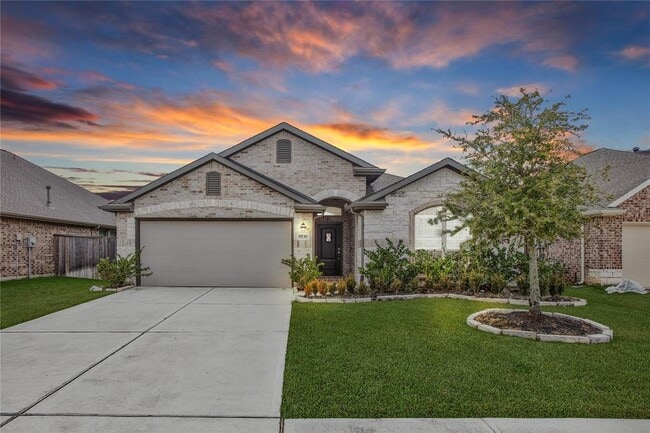 Building Photo - 9539 Summer River Dr