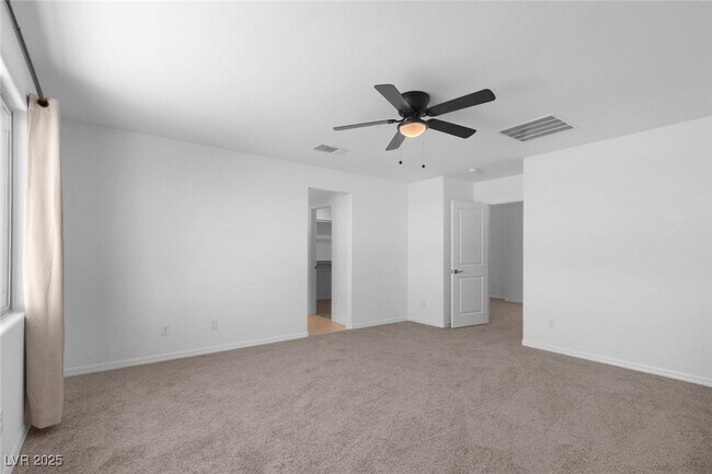 Building Photo - 8050 Texas Hls St