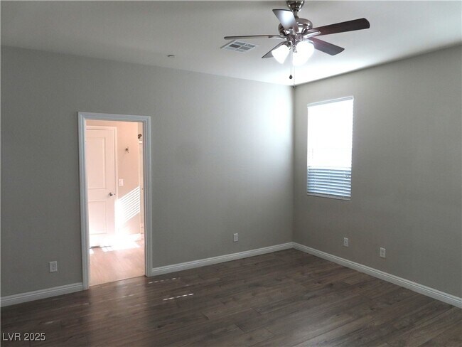 Building Photo - 2771 Alta Vista St