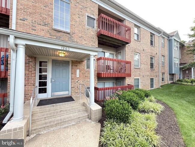 Building Photo - 1260 Sugarwood Cir
