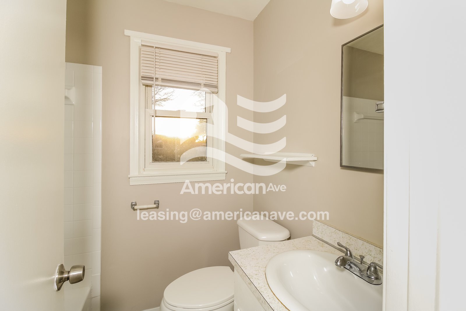 Building Photo - 2425 Hunt Club Rd