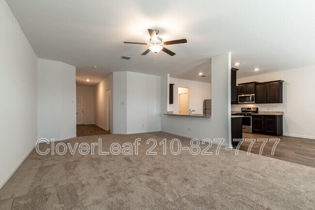 Building Photo - 4139 Trail de Paris