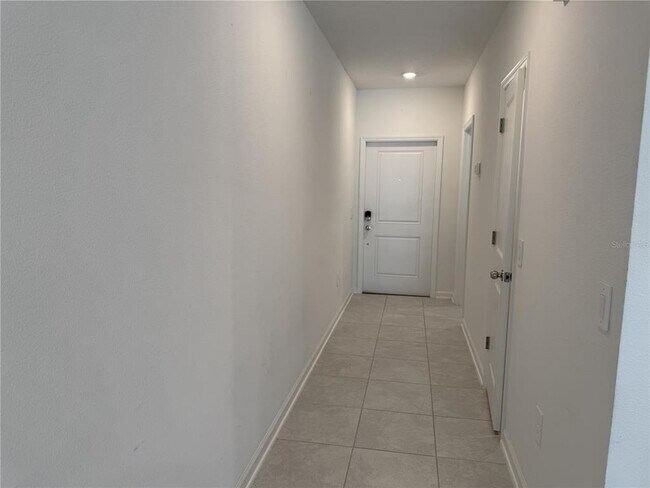 Building Photo - 4006 Ambrose Ave