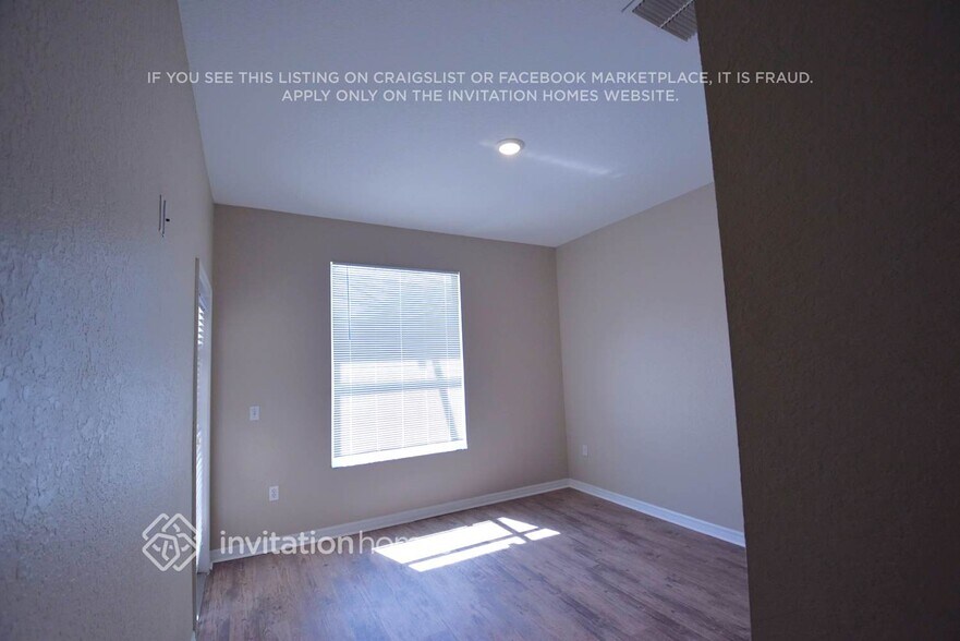 Building Photo - 164 Magic Landings Blvd