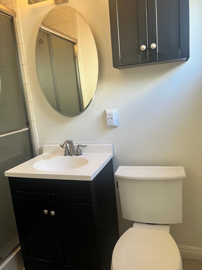 Building Photo - Welcome to the East Whittier 3 Bedroom House.
