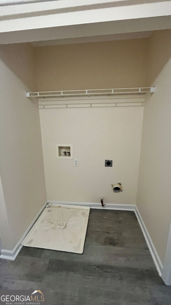 Building Photo - 4645 Valais Ct