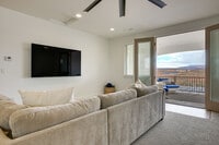 Building Photo - 6024 Beechwood Dr