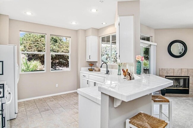 Building Photo - Beautiful 3 Bed, 3 Bath Condo for Rent in Livermore, CA