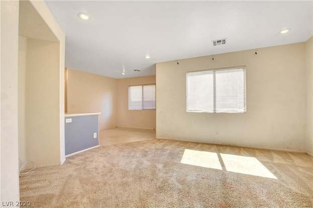 Building Photo - 9291 Hollander Ave