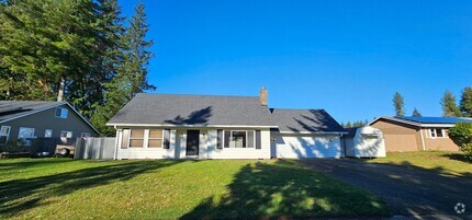 Building Photo - Two-Story in Parkwood