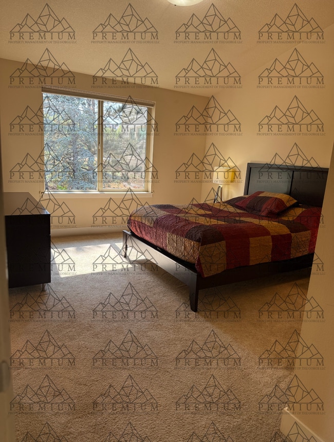 Building Photo - 2 BED 2 BATH FULLY FURNISHED HOME!!!