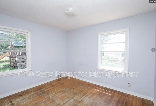 Building Photo - 2620 N Poplar St