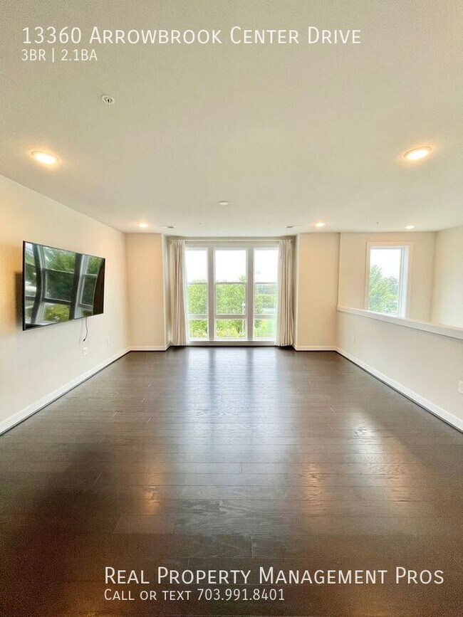Building Photo - 13360 Arrowbrook Centre Dr