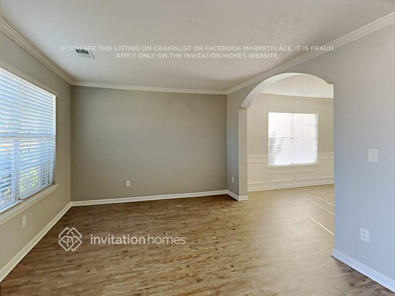 Building Photo - 225 Baltimore Ave