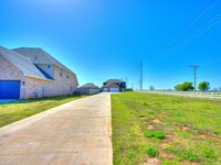 Building Photo - 16421 Water Stone Wy