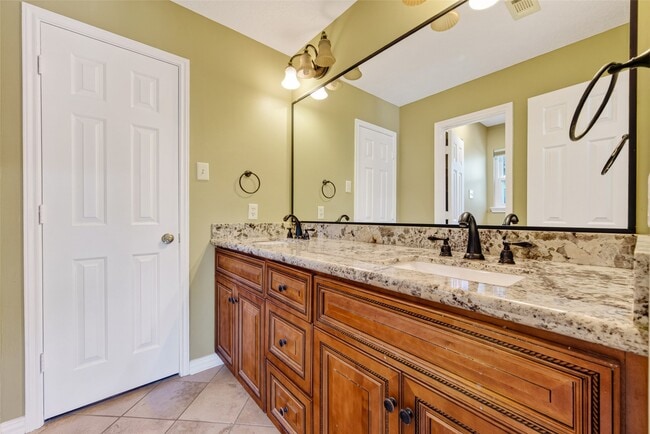 Building Photo - 2706 Blue Wind Ct
