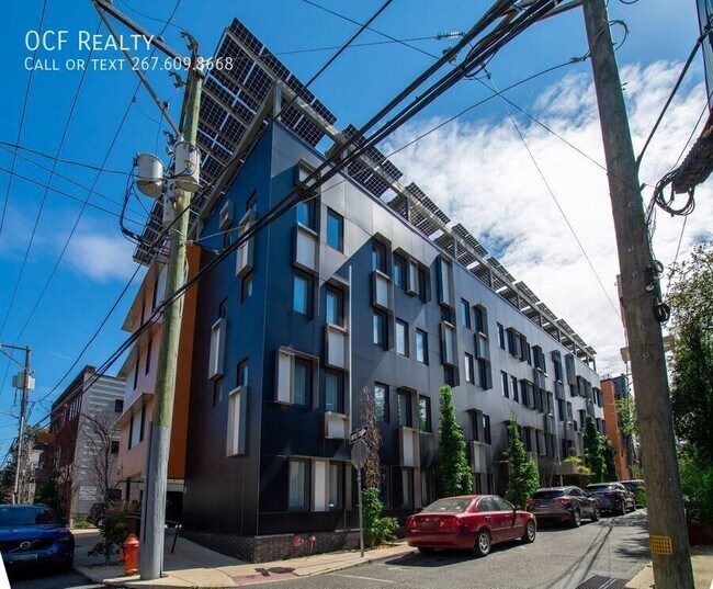 Building Photo - 152-58 W Laurel Street-208