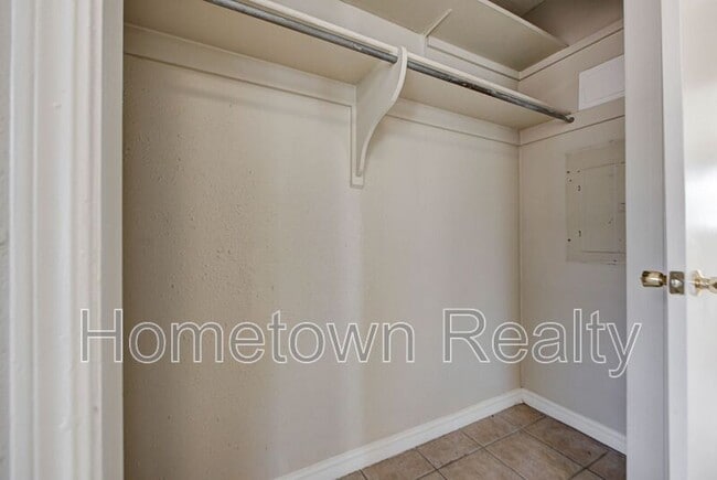 Building Photo - 332 NW 85th St