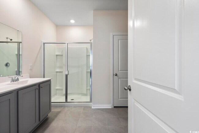 Building Photo - 1833 Castlebay Dr