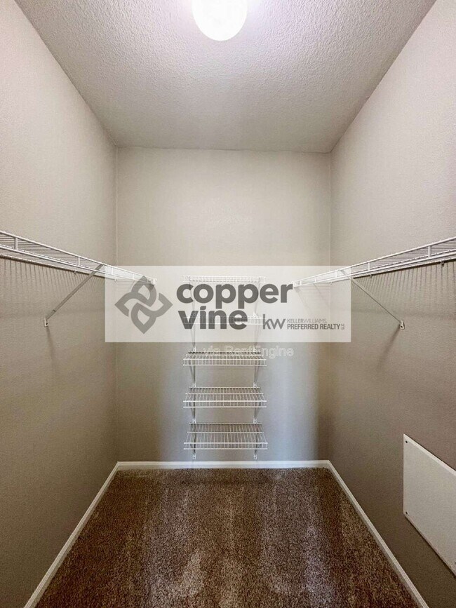 Building Photo - 2855 Blue Sky Cir