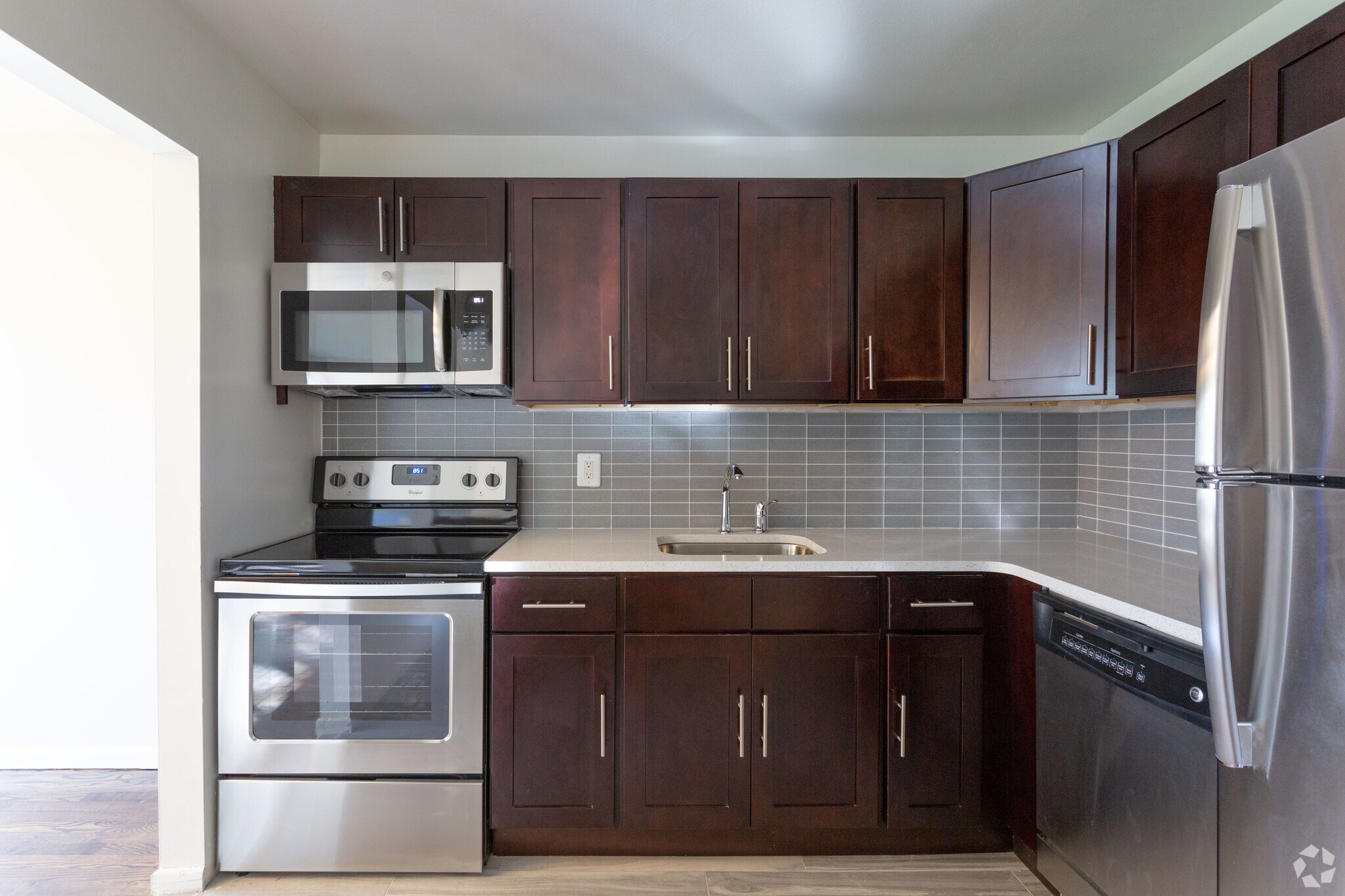 Carlton Apartments 125 W Farrell Ave Ewing NJ 08618 Apartment Finder