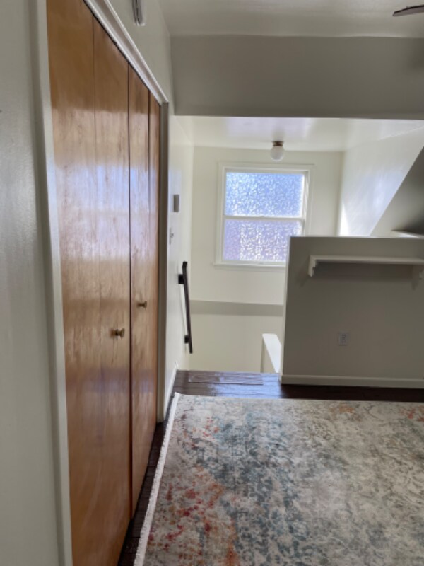 Building Photo - 513 Homestead Ave