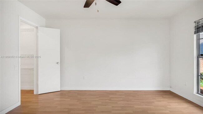 Building Photo - 7123 SW 115th Pl