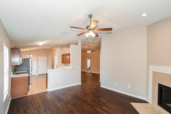 Building Photo - 8628 Springtree Road