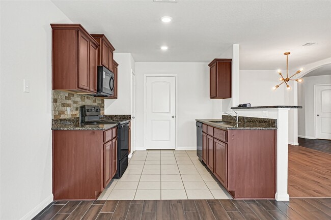 Building Photo - 11122 Hillside Creek Dr