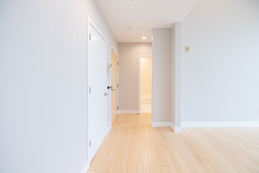 Building Photo - 450 Harrison Ave