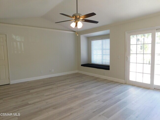 Building Photo - 559 Stoney Peak Ct