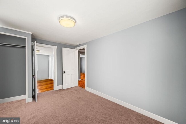Building Photo - 368 W Ridge Pike