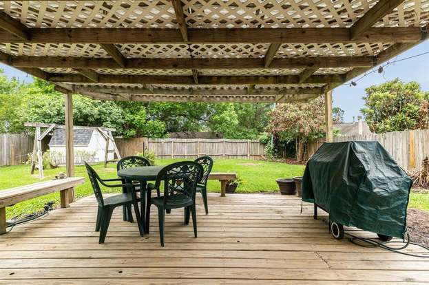 Building Photo - 2435 Country Pl Dr