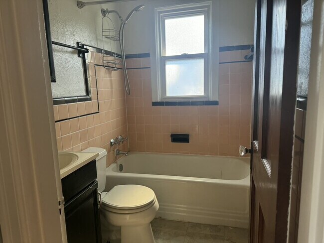 Building Photo - Lovely 2-Bedroom Rental Home – Quiet Neighborhood, Great Location!