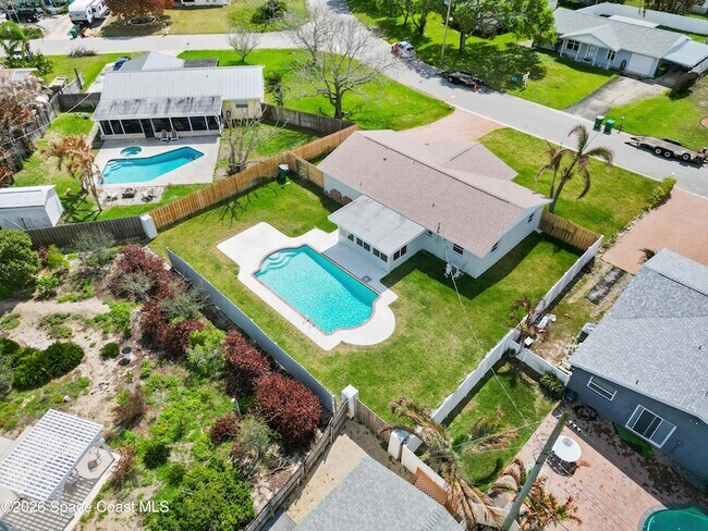 Building Photo - 2076 Abalone Ave