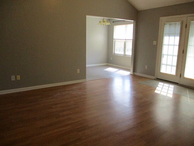 Building Photo - Great Location in Columbia County