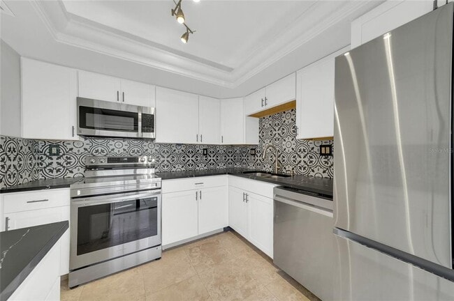 Building Photo - 8714 Cove Ct