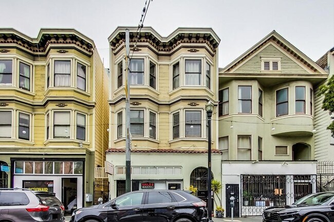 Building Photo - 1338 Haight St