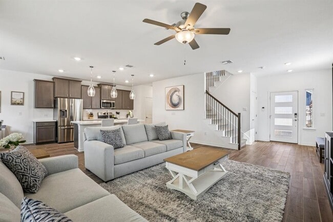 Building Photo - 2903 Bronx Dr