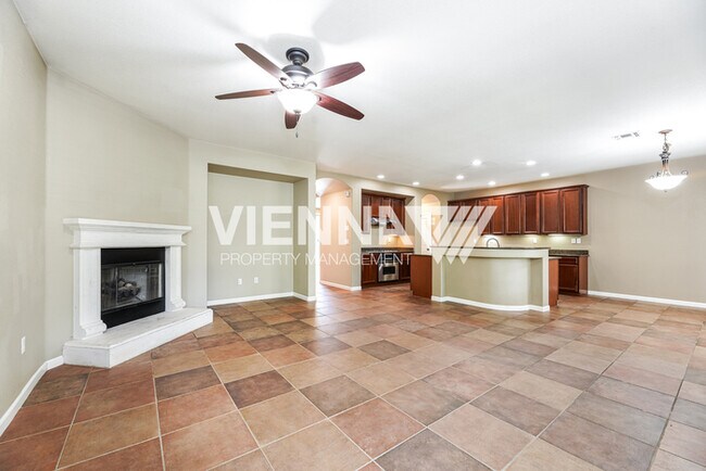 Building Photo - Beautiful 4 Bedroom Home in Gated Community